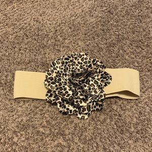 Leopard print belt